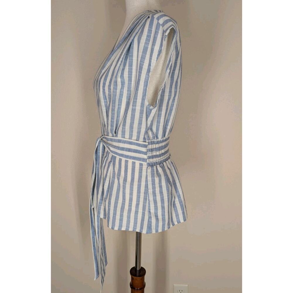 Max Studio Women's V-neck Sleeveless Blue White Striped Belted Blouse Size Small - Picture 4 of 12
